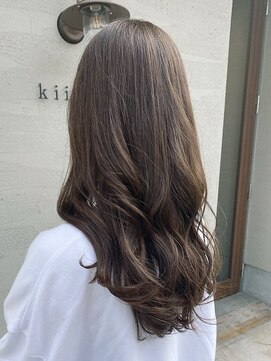 キートス(kiitos) ブルベ夏さんにおすすめ◎王道アッシュベージュ