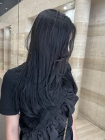 ヴィア(Via)&nbsp;レイヤーカット＋ブラック