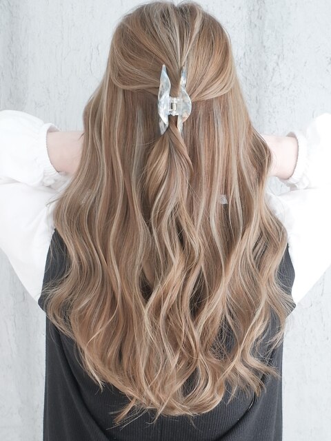 ハイライトショートヘアレイヤーカットダブルカラー