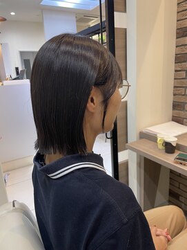 ヘアアンドメイク シークネクスト(HAIR&MAKE SeeK NEXT) ぱつっと切りっぱなしボブ