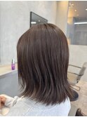 切りっぱなし外ハネ×オリーブグレージュ