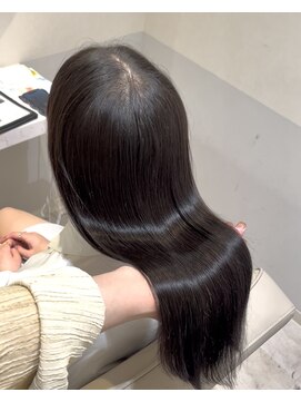 エレノア 枚方(Eleanor) アルカリ酸熱トリートメント◎吉田