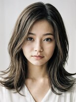 ２丁目３番地美容室&nbsp;赤みを抑えた透明感グレージュ×レイヤースタイル柔らかく上品に