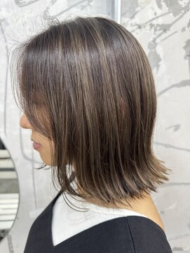 サル(saru) #ハイライトカラー × #オリーブベージュ