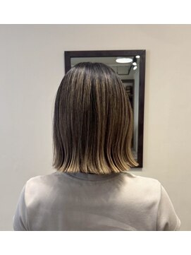 リコ ヘアー(Lico Hair) 切りっぱなしボブ×ハイライト