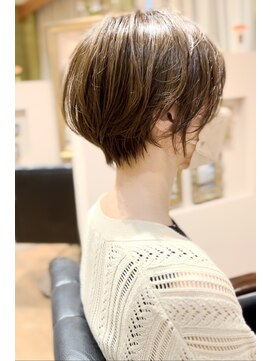 メモリーズ 水天宮前店(Memories) レイヤーショートボブ小顔ひし形似合わせカット40代50代60代
