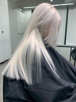 ペレ 原宿(PELE) ダブルカラー/ケアブリーチ/羽エクステ/原宿