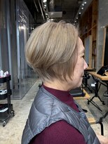 アルトル 池袋2nd(altru) ハイトーンショートボブ