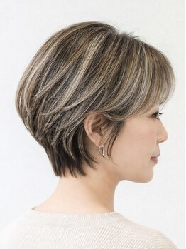 アットティー 金沢八景(at tee...)の写真/白髪ぼかしハイライトで大人髪に輝きを！カウンセリングでなりたいを叶えるサロン♪