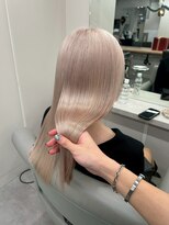 Beleza 川越 -ブリーチ・ハイトーン・ダブルカラー・エクステ・羽エクステ- 17861ホワイトアッシュシャンパンベージュミディアムレイヤー