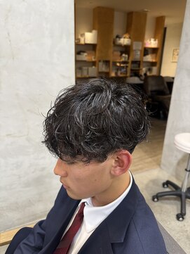 メンズクル(men's quru.) シャドウパーマニュアンスパーマメンズパーマメンズマッシュ勝川