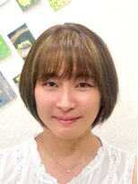 黄ぐまくん美容室&nbsp;ショートボブ　デザインカラー