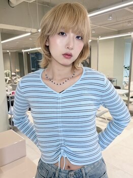 キーン 立川店(keen)の写真/ケアブリーチで作るハイトーンカラー、ブリーチなしのダブルカラー/透明感カラーが得意◎