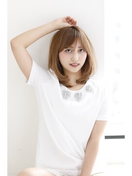 リル 8F 銀座(Rire) 【Rire-リル銀座-】大人可愛いセミディひし形ヘアー