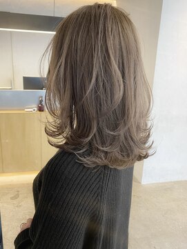 ウェイズ トウキョウ(Ways TOKYO) 程よいくすみ感"フェードベージュ"【シークレットハイライト】