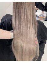 アライブ キチジョウジ(ALIVE Kichijoji)&nbsp;エアータッチバレイヤージュカラーグレージュエアリーミディ