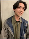 センターパート ハンサムショート