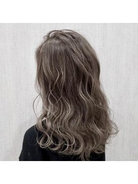 アルーシェ 錦糸町店(Alushe) ハイライトカラー