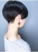 【morio池袋】20代30代40代 大人かわいい黒髪刈り上げショート