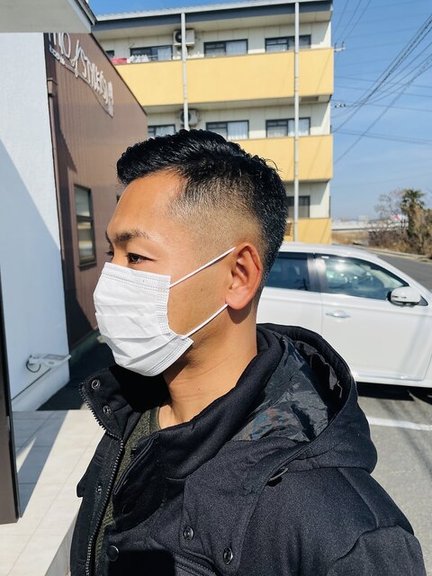 フェードカット　barber style