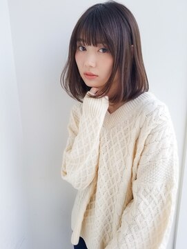 ガーデン オオタカノモリ(garden otakanomori) シースルーバングとグレージュカラーでナチュラル肩ボブヘア