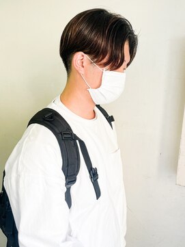 キャンバス バイ ネオリーブ 横浜西口(Canvas by neo.) 刈り上げセンターパート ニュアンスパーマ ワンカールパーマ