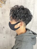 ビスポーク(BESPOKE)&nbsp;20代30代メンズツイストスパイラルパーマオシャレ感ショート