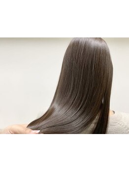 《髪質改善完全個室サロン4月NEWOPEN》大人気の"Aujua\0"に加え話題の髪質改善"酸熱"”水素”75%OFF