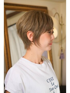 ツムグ 代官山 中目黒(TUMUGU) 白髪ぼかしハイライトアンブレラカラーこなれショート40代50代