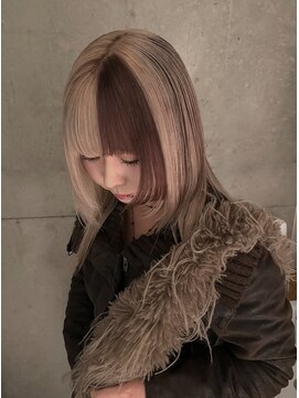 モニカ(MONIQA) ミルクティー×ブラウン