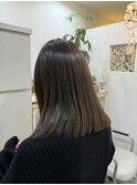 透明感ベージュ