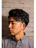 無造作x ゆるウェーブパーマで清潔感センターパート