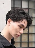 渋谷フェザーショートフェザーパーマセンターパートウルフゆるめ