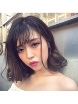 フラミューム 恵比寿(flammeum)&nbsp;ミヤザキスタイル  切りっぱなし外ハネ外国人風ロブ【恵比寿】