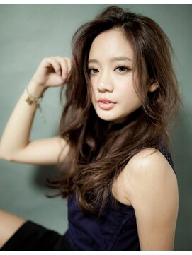 サードバイローラン(THiRD by ROULAND) 【THiRD】厚めバングローライトロング