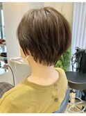 襟足束感ショート