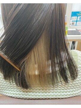 ルシード スタイル レクラ 栄生店(L'UCIDO STYLE L'eclat) ベージュ系インナーカラー