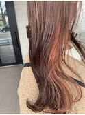 抜け感ロング×チェリーレッドのインナカラー