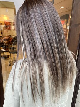 ヘア メイク ココ(hair make coco) 抜きっぱなし★ホワイトカラー