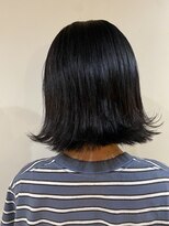 髪質改善と縮毛矯正の専門店 サンティエ(scintiller)&nbsp;切りっぱなしボブ×ブルーブラック