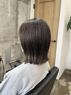 ヴィップルーム(viproom) マッシュショート/アッシュカラー/ツヤ髪スタイル/黒髪スタイル