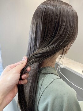 チル(chill) ミルクティーグレージュカラー＊ブリーチ無しダブルカラー＊美髪