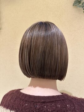 オリーブスバイネオリーブ(Olive's by neolive) 【新宿 Olive's by neolive】丸みパッツリボブ