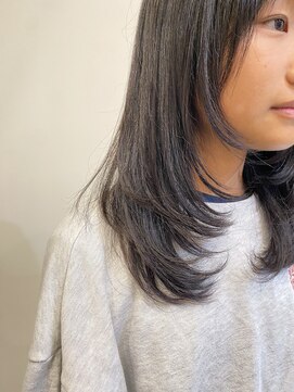 イル(IrU) レイヤーカット