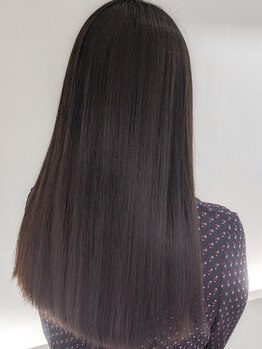 オリーブ(OLIVE)の写真/もう朝のセットで悩まない！ 驚きの髪質改善を！酸性縮毛矯正と超音波トリートメントで憧れのツヤ髪へ。