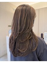 ヘアーポケット リタ(HAIR POCKET ritta)&nbsp;レイヤーカット×外国人風ハイライト3.28イメチェン