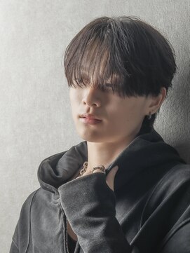 ページ(page,) 黒髪シースルーマッシュセンターパート心斎橋