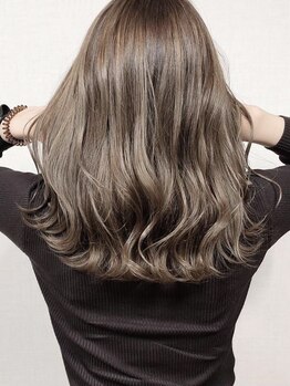 セシルヘア 沖縄店(Cecil hair)の写真/《沖縄おもろまち》 透明感あふれる上質で深みある髪色へ。自然な色合いでキレイなカラーをご提案