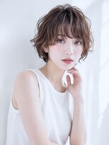 カナロアバイボニークチュール(KANALOAbyBONNY COUTURE)&nbsp;360度美シルエット・白髪ぼかし×抜け感大人可愛いショート