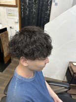シャンゼ おもろ&nbsp;波巻きパーマ×刈り上げマッシュ